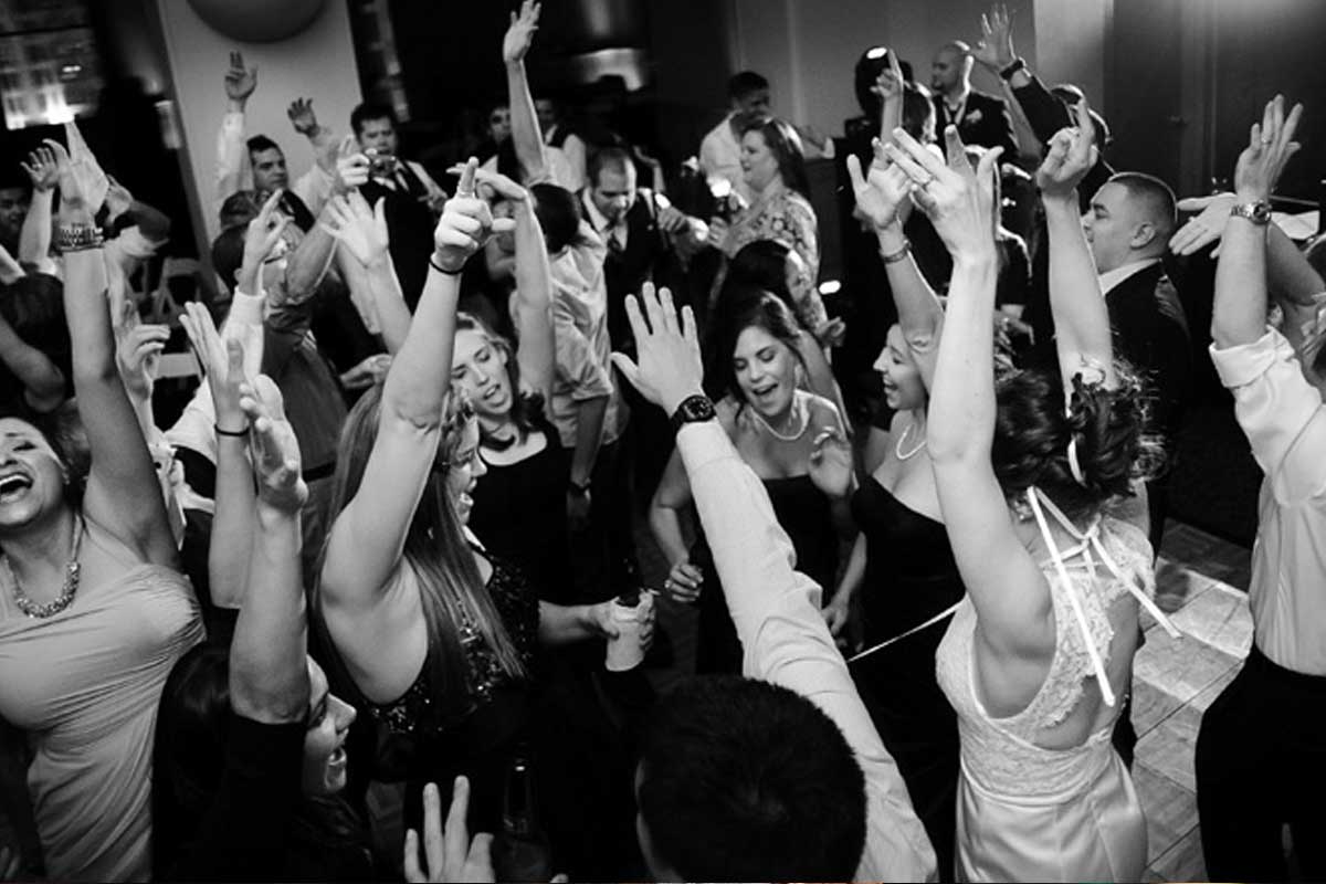 Vaughan Dj Wedding Service